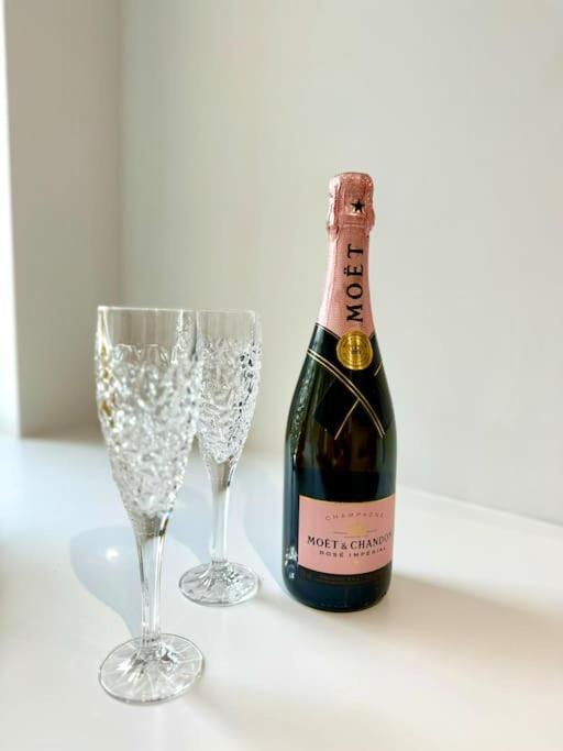 Charming 3br: Close To & Bournemouth! +wi-fi Апартаменты *